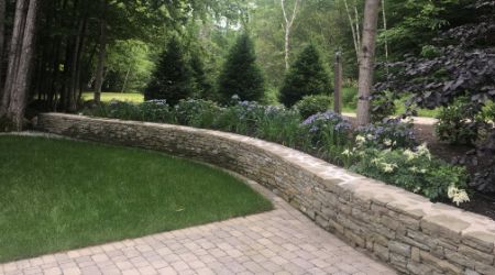 retaining wall installation